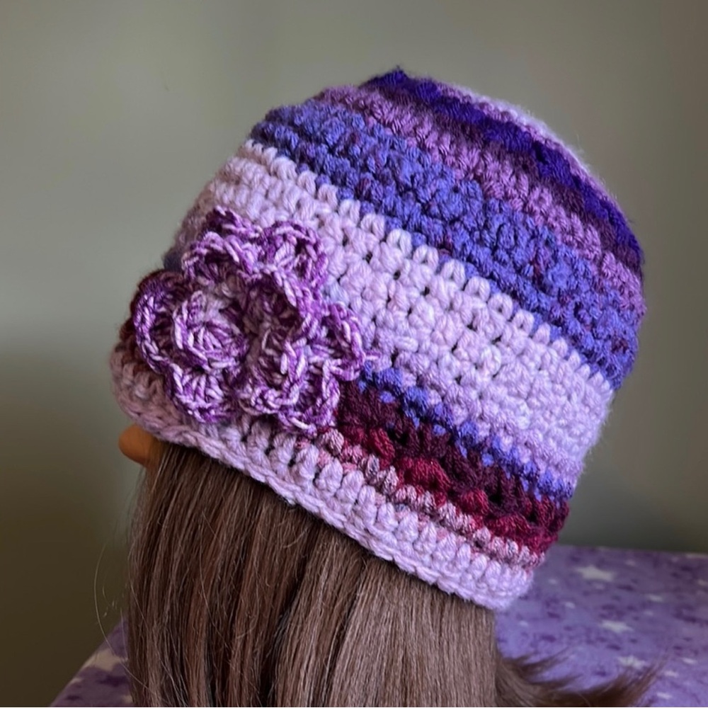Crochet medium soft acrylic beanie new